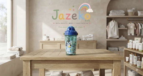 Botella Bluey 465ml infantil verde azulado tapa azul marino con pajita